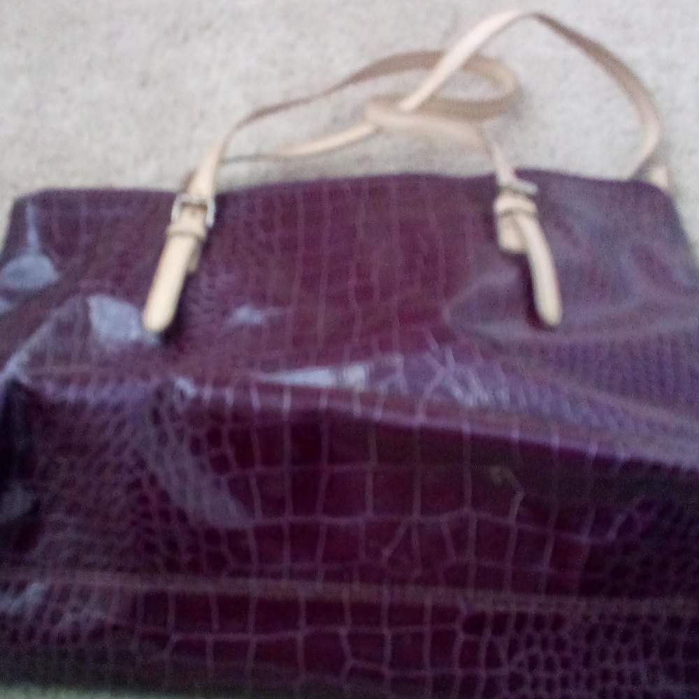 Purple Gator print